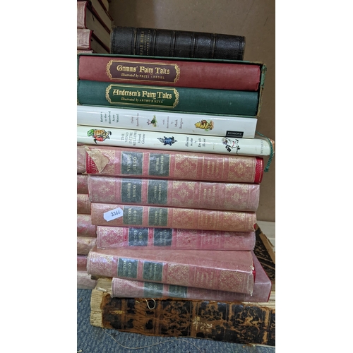 400 - Mixed books to include a set of Page Johnston books, 'Wind in the Willows' by Kenneth Grahame and ot... 