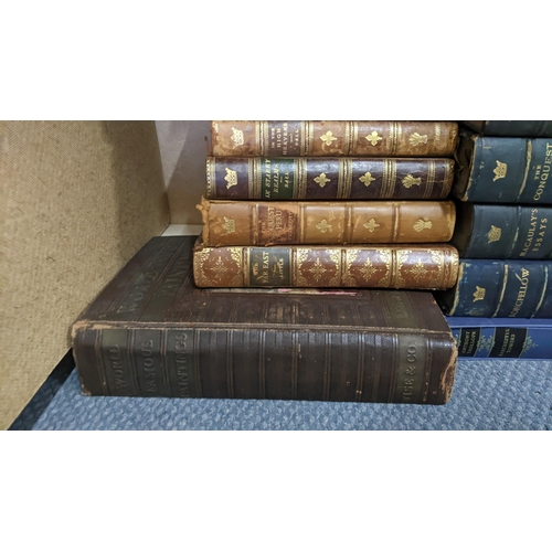 400 - Mixed books to include a set of Page Johnston books, 'Wind in the Willows' by Kenneth Grahame and ot... 