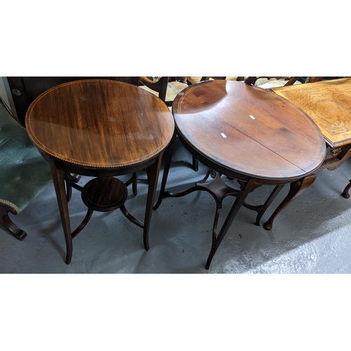 406 - Two Edwardian mahogany circular topped occasional tables on splayed legs
Location:G
If there is no c... 