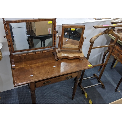 210 - An Edwardian single drawer side table together with two dressing table mirrors and a valet stand
Loc... 