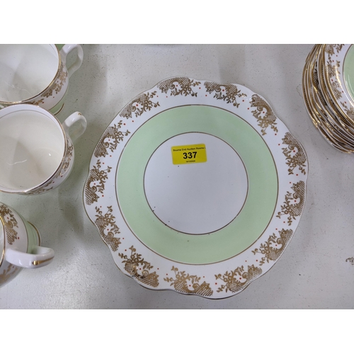 337 - A collection  of late 19th /early 20th century and later examples, come light green Diamond china wi... 