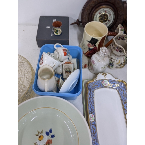 353 - A mixed lot to include, a Singer sewing machine (Y7642041) a barometer, a few items of goss china, a... 