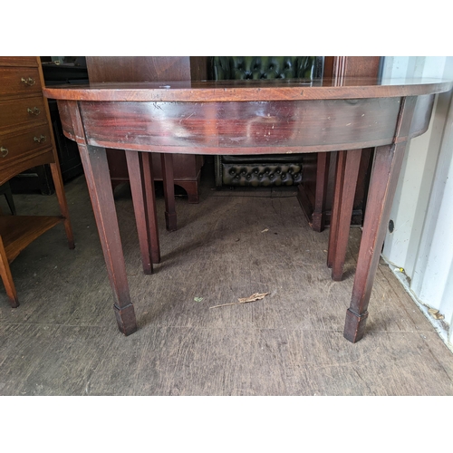 380 - A George III mahogany D end dining table, on square tapered legs, 70cm h x 120cm w
Location:BB
If th... 