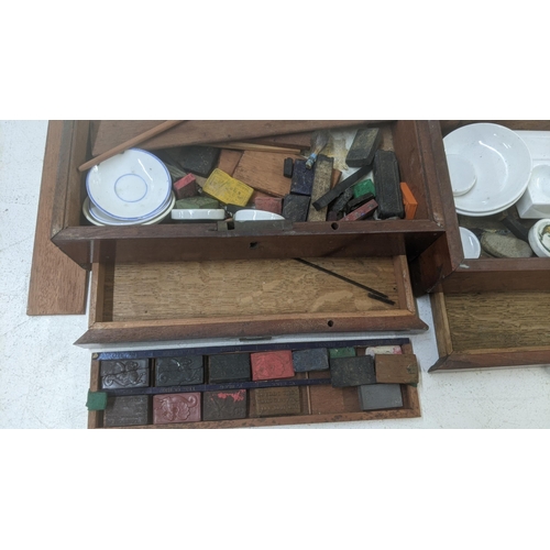 435 - Two Windsor and Newton art boxes A/F Location:10.3
If there is no condition report shown, please req... 