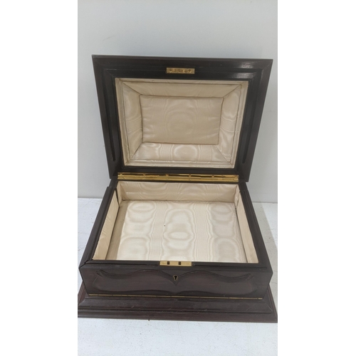 436 - An Edwardian rosewood display box with engraved plaque to the lid 1880/1905 and fabric interior Loca... 