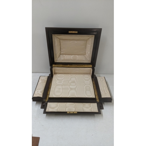 436 - An Edwardian rosewood display box with engraved plaque to the lid 1880/1905 and fabric interior Loca... 