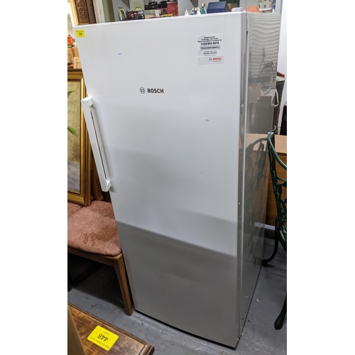 536 - A Bosch upright freezer 146cm x 59cm x 67cm Location:G
If there is no condition report shown, please... 