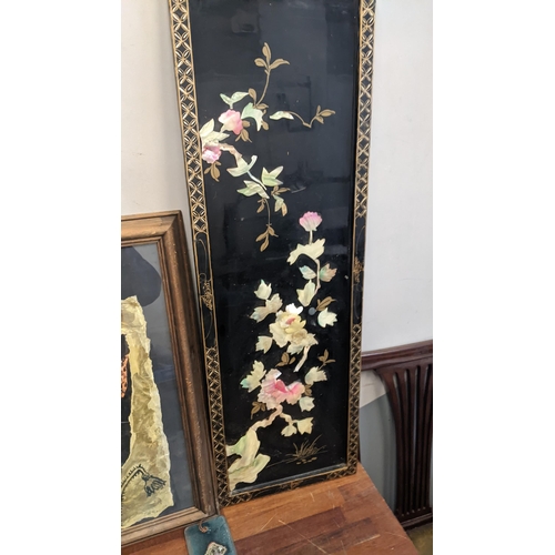 555 - A mixed lot to include two Chinese black lacquered panels, two glass panels and other items
Location... 