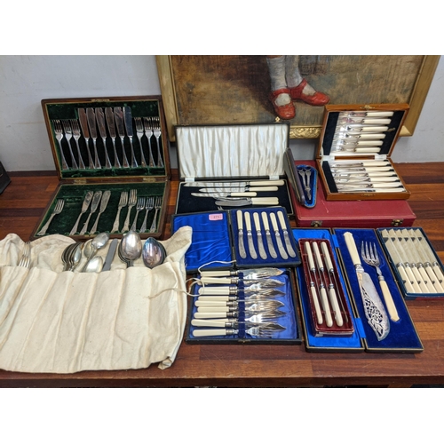 291 - Silver plated cutlery and flatware to include steak knifes and forks, grape scissors, cased and othe... 