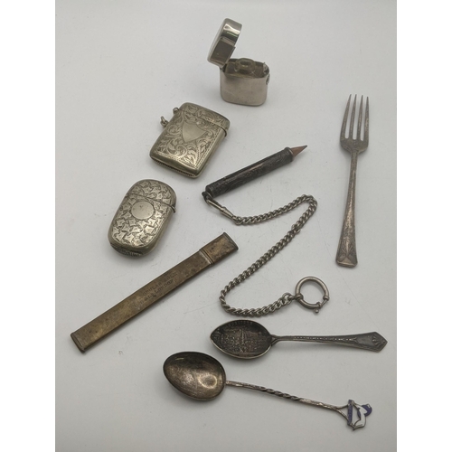 19 - A mixed lot to include a silver fork, sterling silver teaspoon and a white metal teaspoon stamped 80... 