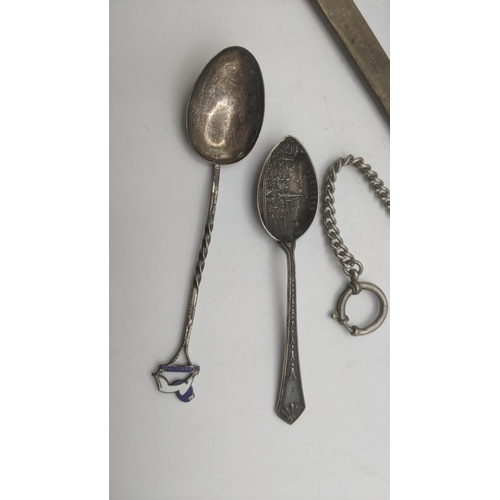 19 - A mixed lot to include a silver fork, sterling silver teaspoon and a white metal teaspoon stamped 80... 