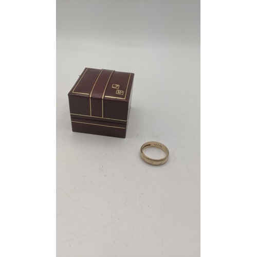 3 - A 9ct gold gents wedding band, size S 1/2, 5.5g
Location:
If there is no condition report shown, ple... 