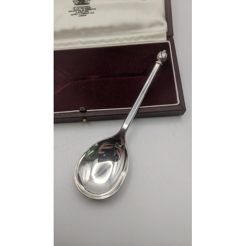 74 - An Asprey silver spoon hallmarked London 1984 in a fitted case Location:RABT
If there is no conditio... 