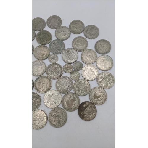 205 - A collection of 1920s/1946 silver British coinage to include sixpences, and half crowns, total weigh... 