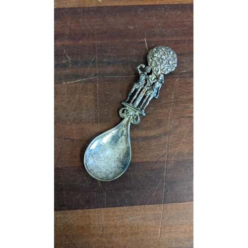 311 - A hallmarked silver decorative spoon dated circa 1901, 57.5g
Location: CAB 2 If there is no conditio... 