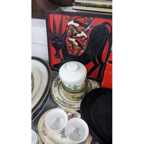 453 - A mixed lot to include a mid 20th century Dunn & Co Bowler hat, Royal Worcester Regency pattern plat... 