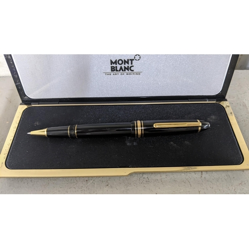 105 - A Mont Blanc Meisterstuck ballpoint pen in its original box with its international warranty card
Loc... 