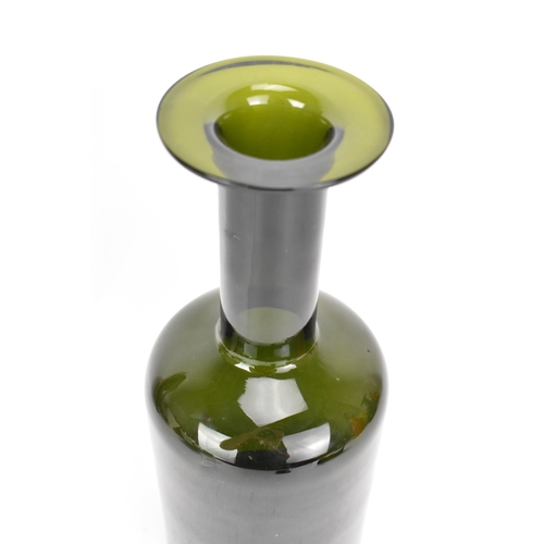 17 - Otto Brauer (1911-1984) for Holmegaard, 'Gulvvase' glass bottle vase in green, circa 1960s, Unmarked... 