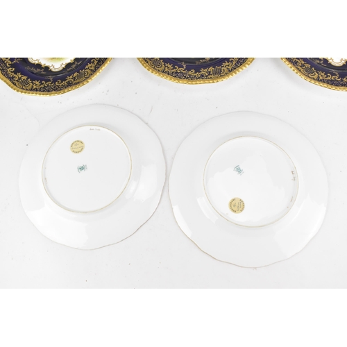 172 - **THIS LOT HAS BEEN WITHDRAWN** Coming Soon **
A circa 1900 Coalport part dessert service, consistin... 