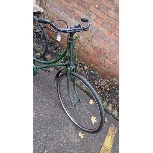 260 - An Edwardian Sunbeam tricycle, circa 1908/10, having a green loop frame and Abingdon No 4 model pate... 