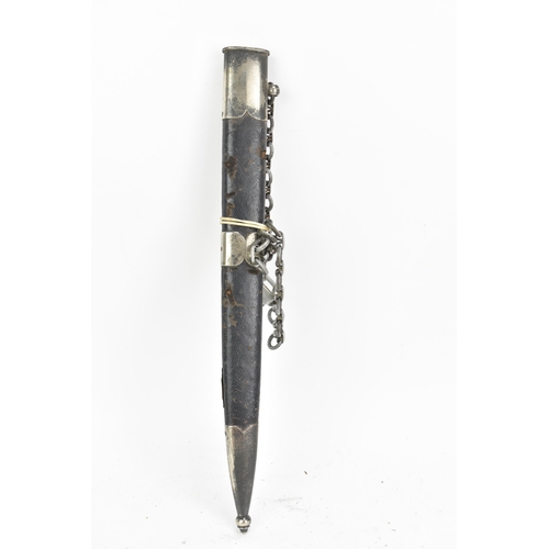 261 - A German WWII Luftwaffe 1st pattern parade dagger, having a Swastika globe pommel, wire wrapped cell... 