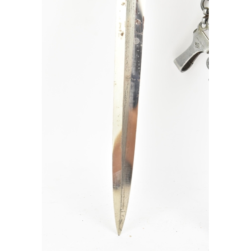 261 - A German WWII Luftwaffe 1st pattern parade dagger, having a Swastika globe pommel, wire wrapped cell... 