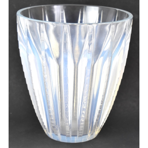 40 - An Art Deco René Lalique 'Chamonix' opalescent glass vase, designed 1933, Etched R.LALIQUE FRANCE si... 