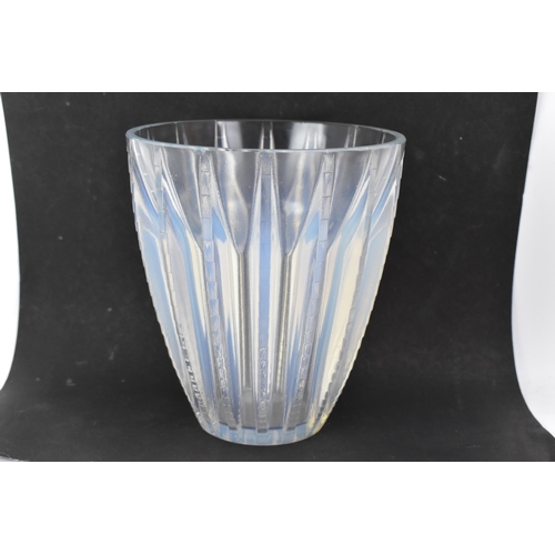 40 - An Art Deco René Lalique 'Chamonix' opalescent glass vase, designed 1933, Etched R.LALIQUE FRANCE si... 