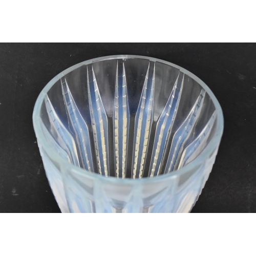 40 - An Art Deco René Lalique 'Chamonix' opalescent glass vase, designed 1933, Etched R.LALIQUE FRANCE si... 