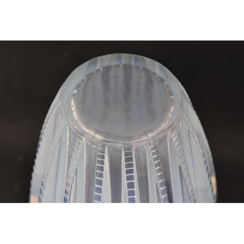 40 - An Art Deco René Lalique 'Chamonix' opalescent glass vase, designed 1933, Etched R.LALIQUE FRANCE si... 