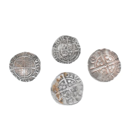 12 - A group of English Hammered Coinage to include two Edward I Long cross Pennies, Henry VII 'Sovereign... 