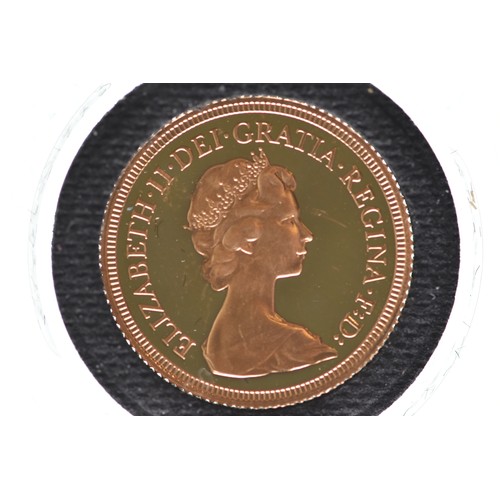 23 - United Kingdom - Elizabeth II (1952-2022), 1979 Gold Proof Sovereign,