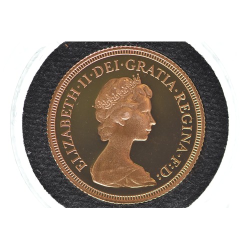 24 - United Kingdom - Elizabeth II (1952-2022), 1979 Gold Proof Sovereign,