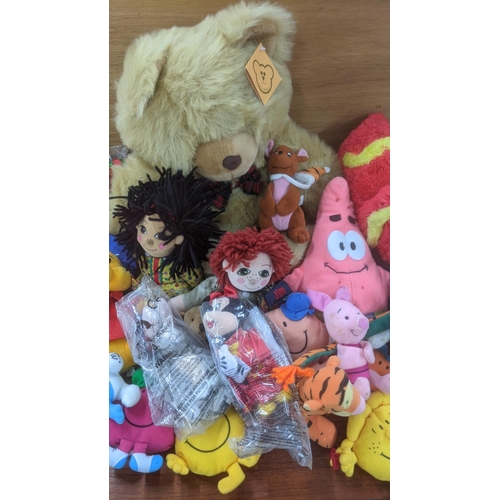 118 - A large collection of teddy bears and stuffed toys to include two Rag dolls, examples from Telebubbi... 