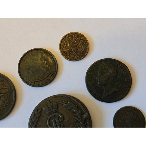 132 - 18th Century and later world coinage to include, a 1772 Catherine II 'The Great' Siberia 5 Kopecks, ... 