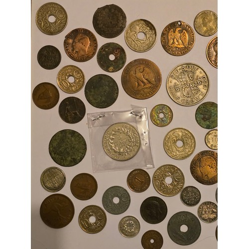 134 - Mixed 19th century and later coins of the world to include, British pre 1946 Threepence, Australia 1... 