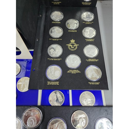 63 - History of Man in Flight - A set of 50 silver medals by Pinches for the Royal Air Force Museum, hous... 