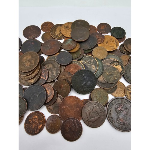 69 - A collection of English/Irish/British Copper coinage to include Charles II, William and Mary, Willia... 