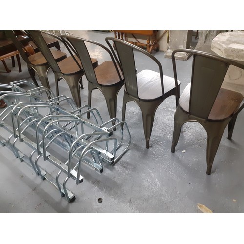 500 - Five reproduction and industrial style metal chairs with wooden seats. Location:G
If there is no con... 