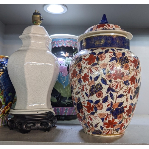 465 - Oriental inspired and English china and ceramics to include a converted crackle glazed table lamp, a... 