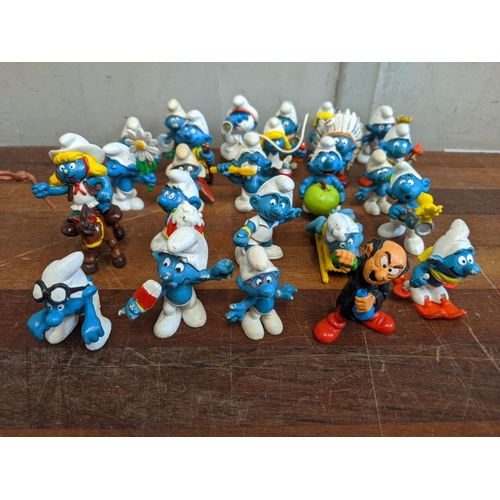 517 - Approximately 50 Schleich and Peyo Smurf figures
Location: RAB
If there is no condition report shown... 