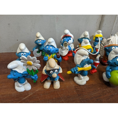 517 - Approximately 50 Schleich and Peyo Smurf figures
Location: RAB
If there is no condition report shown... 