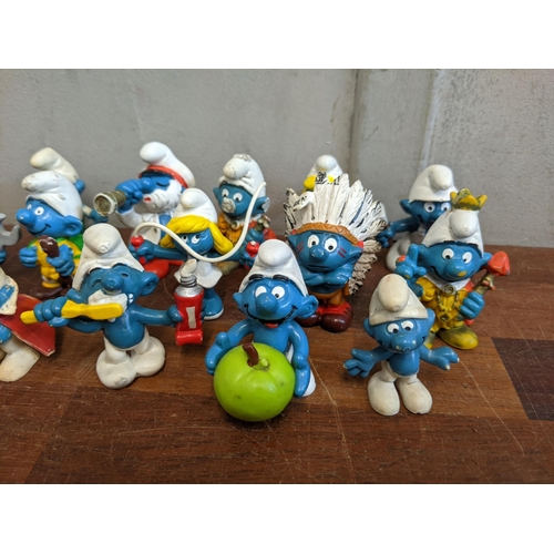 517 - Approximately 50 Schleich and Peyo Smurf figures
Location: RAB
If there is no condition report shown... 