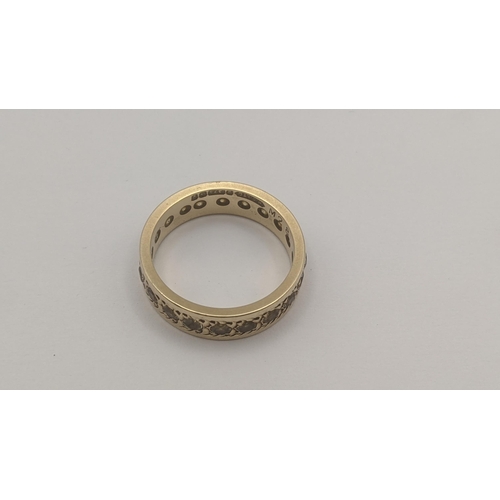 112 - A 9ct yellow gold and spinel eternity band, size N 1/2, 4.4g
Location:RING
If there is no condition ... 