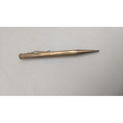 21 - A 9ct yellow gold Yard-o-Led propelling pencil with its box
 Location:CAB5
If there is no condition ... 