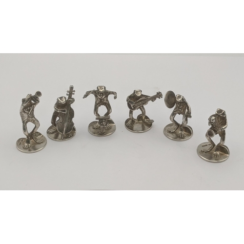 161 - A set of six silver name place holders modelled as musical frogs, 199.7g Location:CAB2
If there is n... 