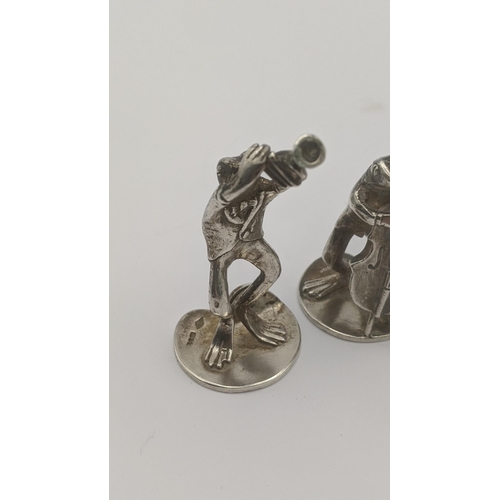 161 - A set of six silver name place holders modelled as musical frogs, 199.7g Location:CAB2
If there is n... 