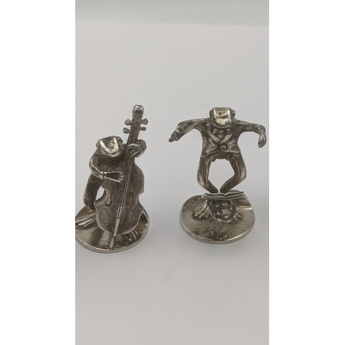 161 - A set of six silver name place holders modelled as musical frogs, 199.7g Location:CAB2
If there is n... 