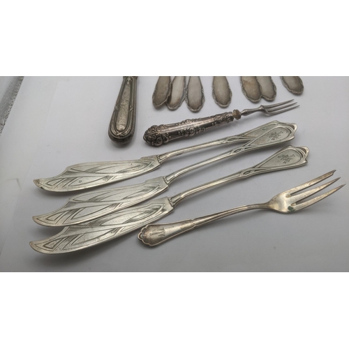 173 - A group of 800 silver and silver plated flat ware and cutlery to include three 800 silver fish knive... 