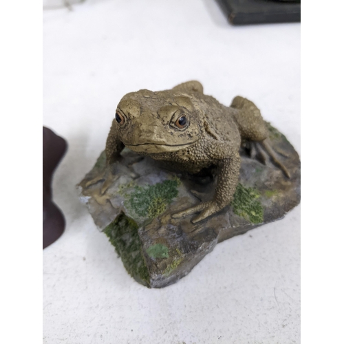 467 - Two Oswaldo Mercher composition animal models to include a lizard and a toad on a rock
Location: R1.... 